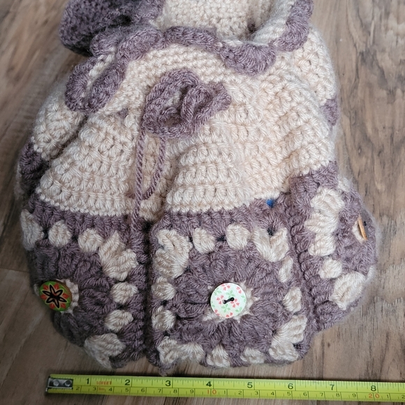 Handmade Crochet Tote - Picture 3 of 8